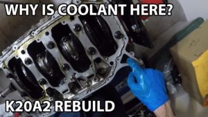 K20A2 Rebuild - The pistons are out! (Part 5)